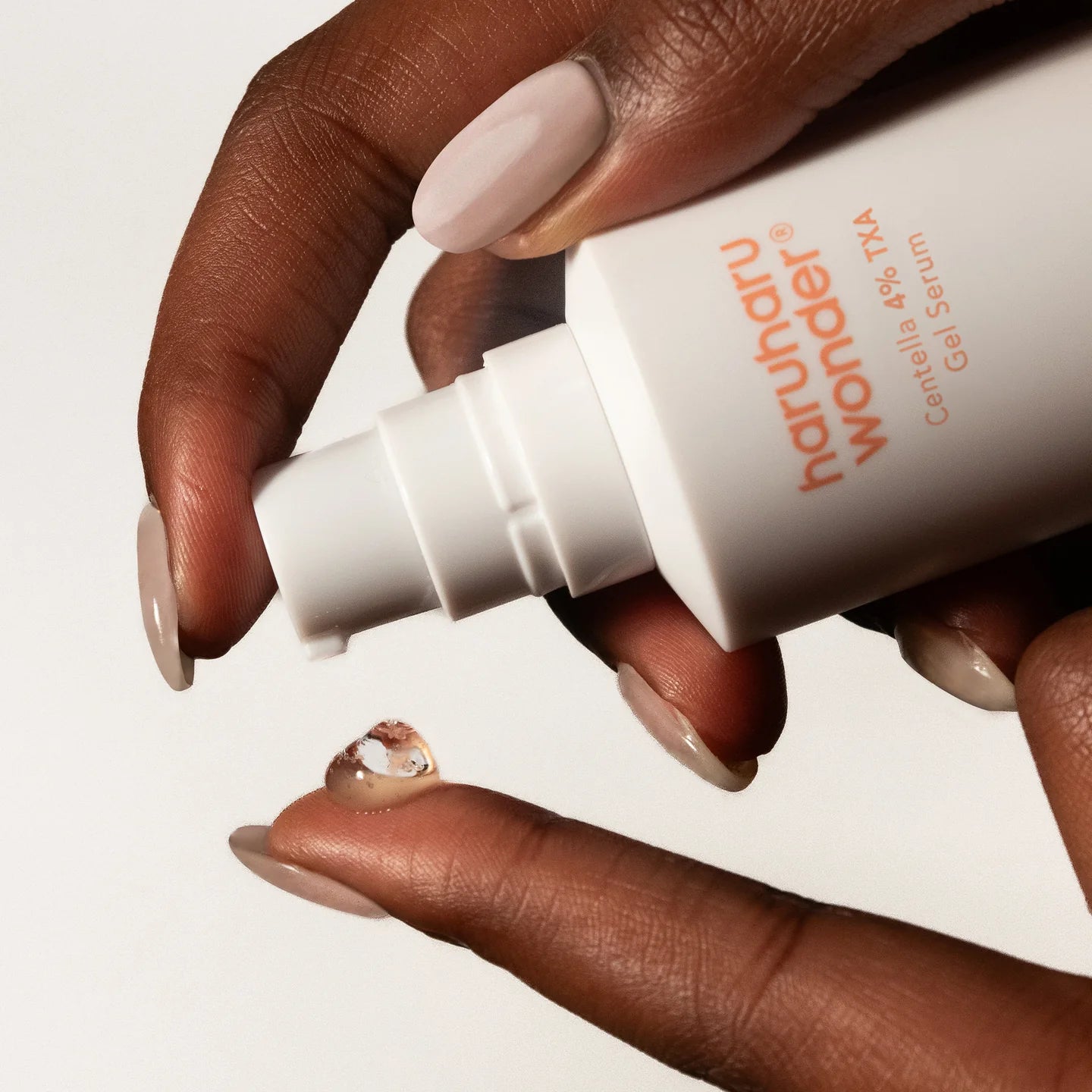 Centella 4% TXA Dark Spot Go Away Serum Haruharu Wonder,  30ml