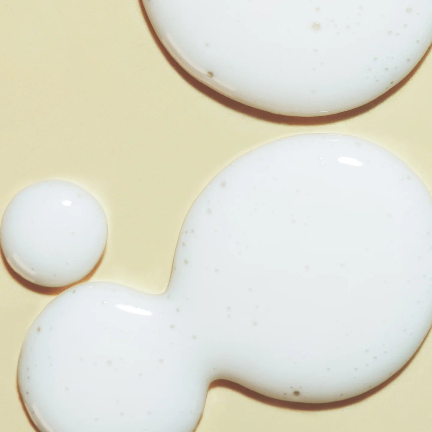 Black Rice Probiotics Barrier Essence  HaruHaru Wonder, 120ml