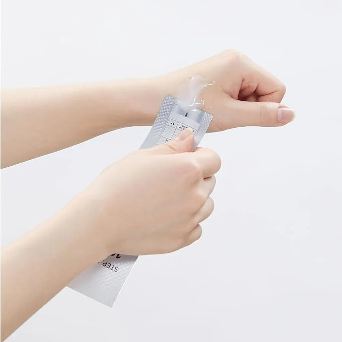 Mild Reedle Shot 50  2Step Mask, VT Cosmetics, 1.5 gr. + 25 gr.